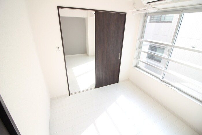 物件内観写真19　(居室)