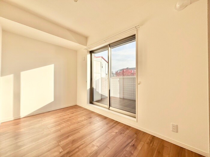 物件内観写真8　(居室)