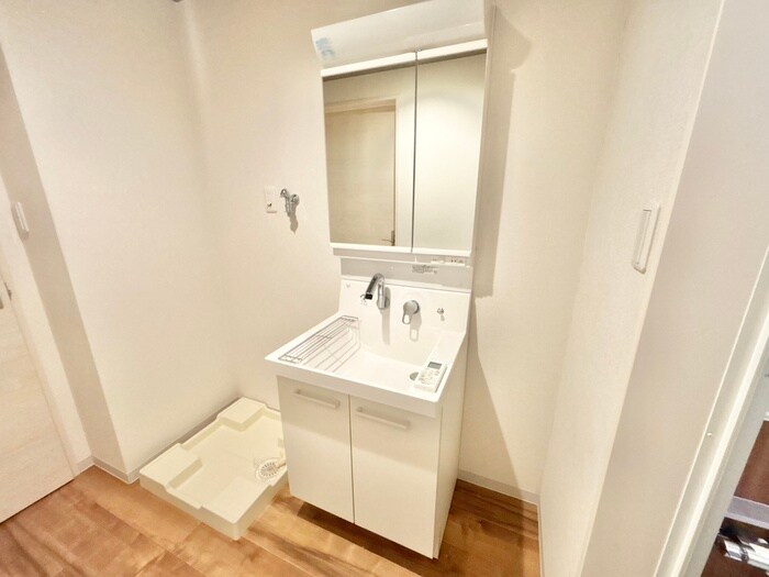 物件内観写真11　(洗面)