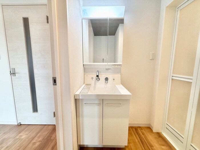 物件内観写真11　(洗面)