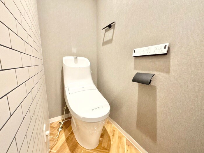 物件内観写真13　(トイレ)