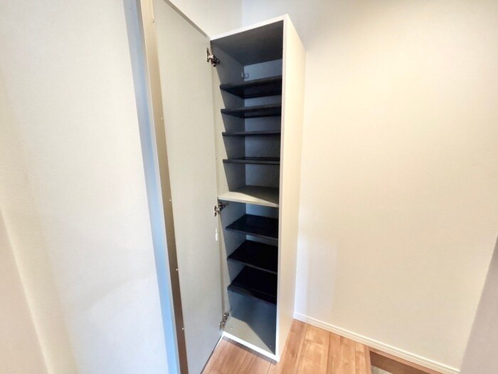 物件内観写真19　(靴箱)