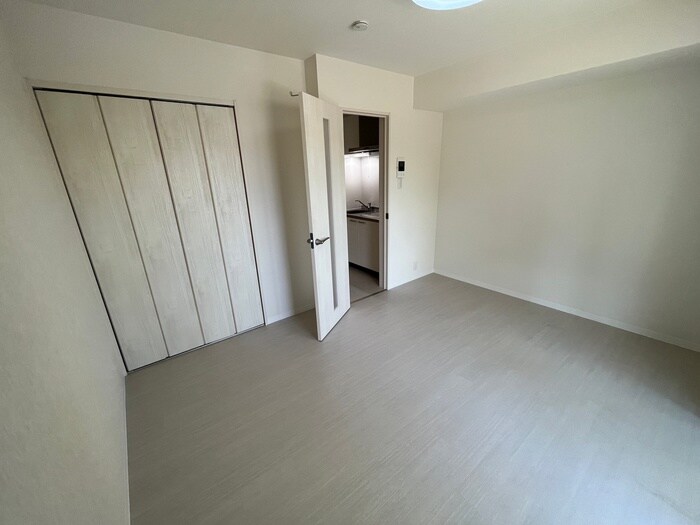 物件内観写真9　(居室)