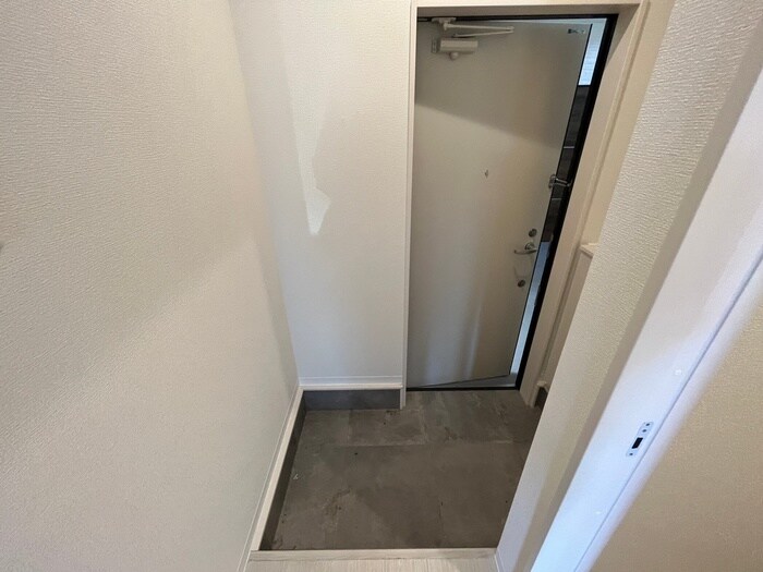 物件内観写真19　(玄関)