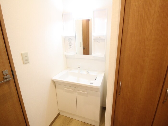 物件内観写真11　(洗面)