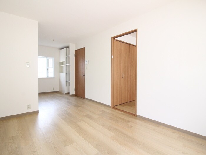 物件内観写真16　(居室)