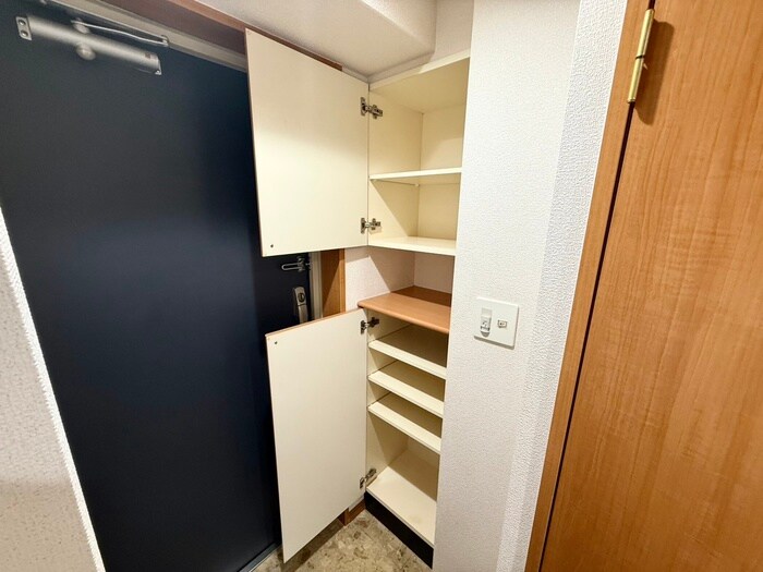 物件内観写真20　(靴箱)