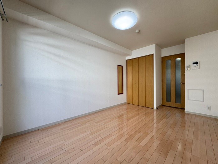 物件内観写真13　(居室)