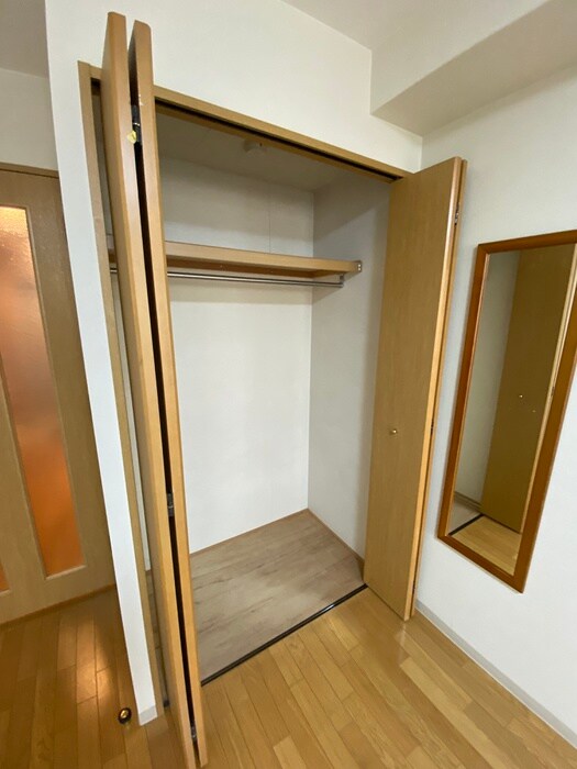 物件内観写真15　(収納)