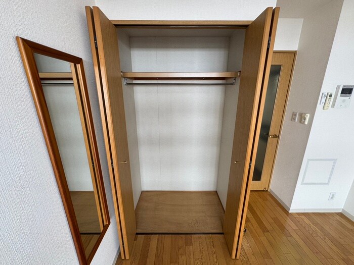 物件内観写真15　(収納)