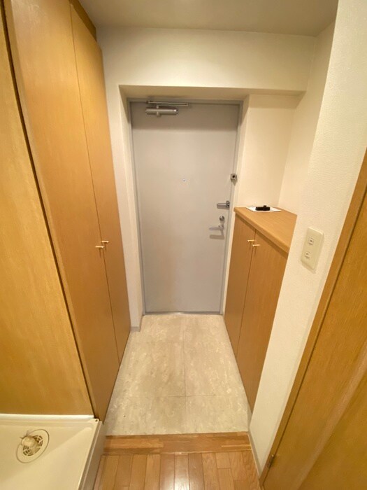 物件内観写真21　(玄関)