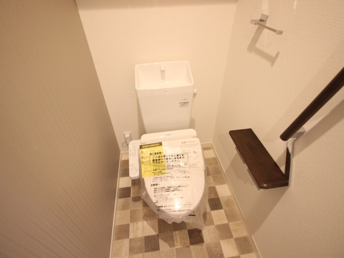 物件内観写真13　(トイレ)