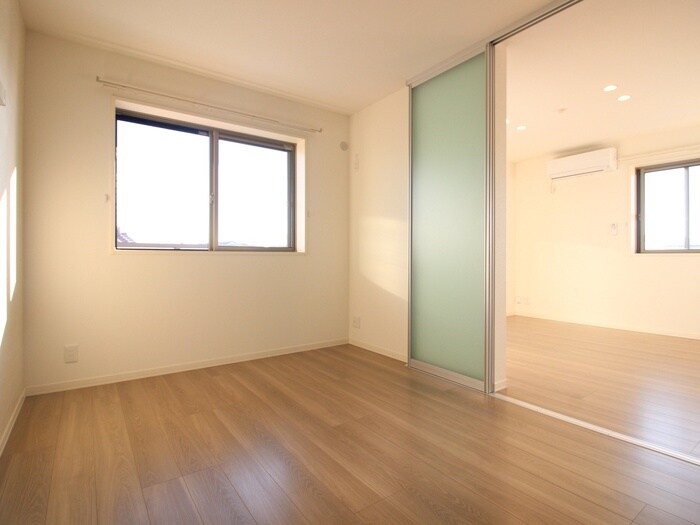 物件内観写真19　(居室)