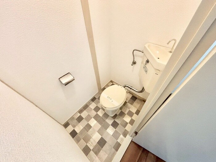 物件内観写真13　(トイレ)