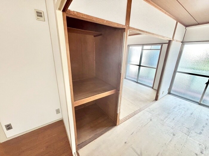 物件内観写真15　(収納)