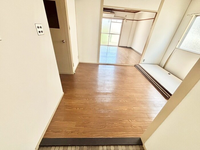 物件内観写真18　(廊下)