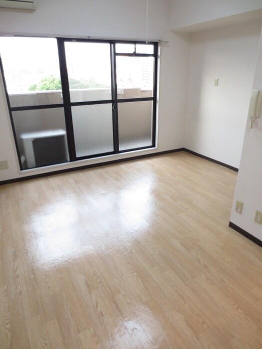 物件内観写真11　(居室)