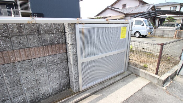 物件外観写真6　(周辺環境)