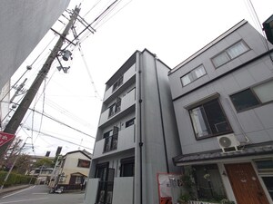 クオリエ京大前外観写真