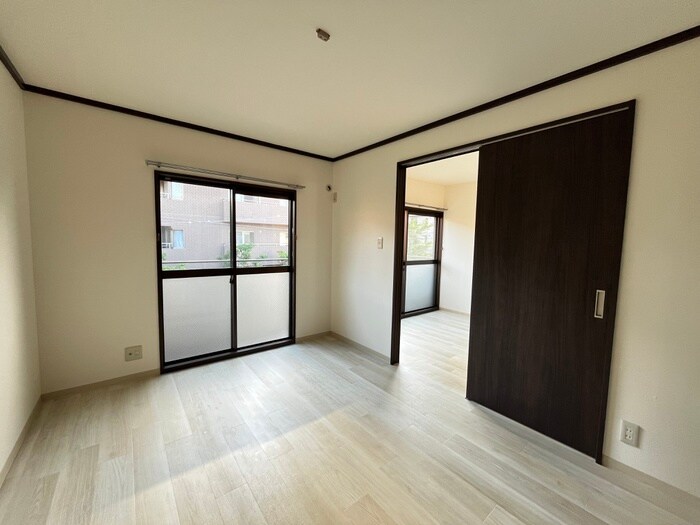 物件内観写真15　(居室)