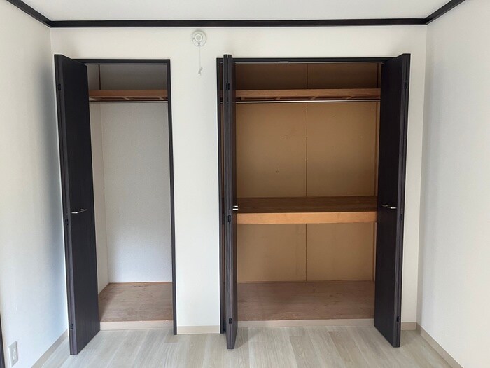 物件内観写真16　(収納)