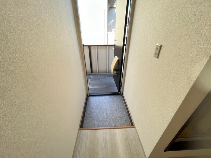 物件内観写真20　(玄関)