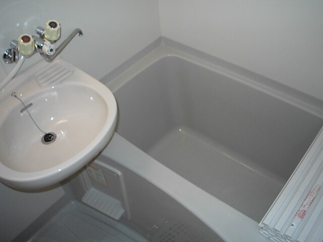 物件内観写真8　(バス／シャワールーム等)