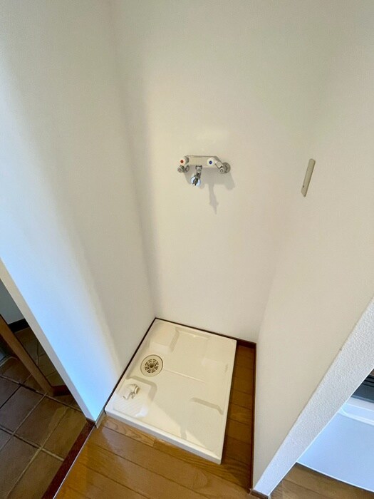 物件内観写真13　(洗濯機置場)