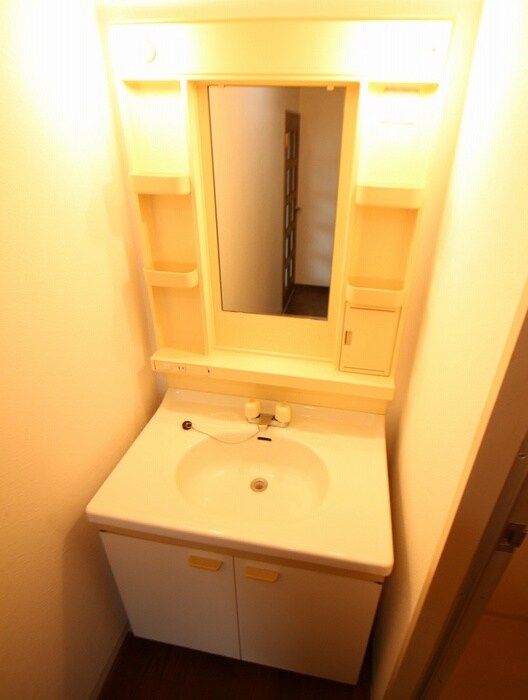 物件内観写真8　(洗面)