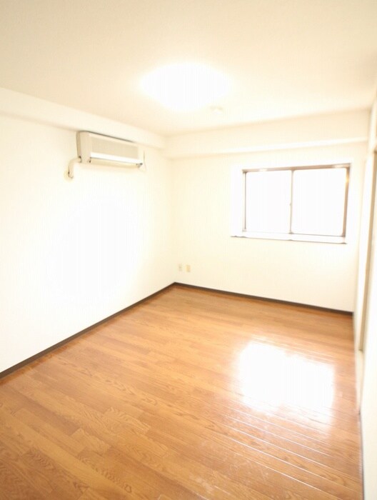 物件内観写真11　(居室)