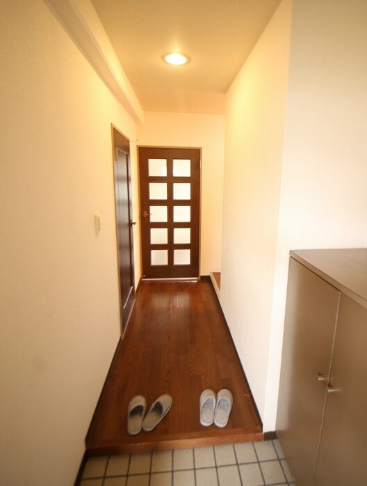 物件内観写真15　(廊下)