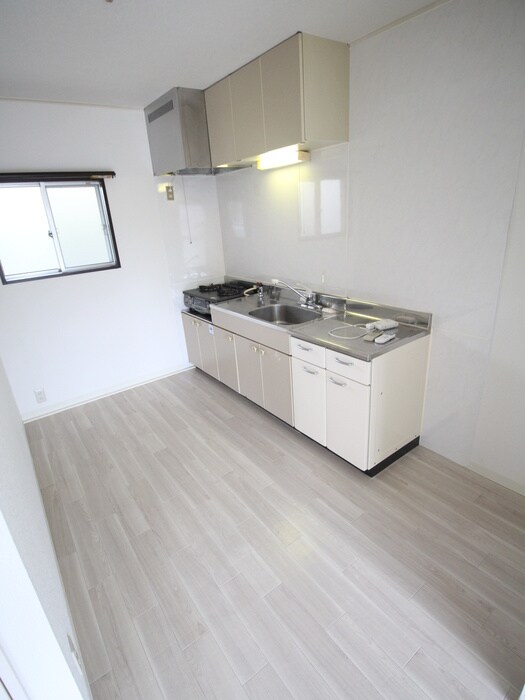 物件内観写真12　(居室)