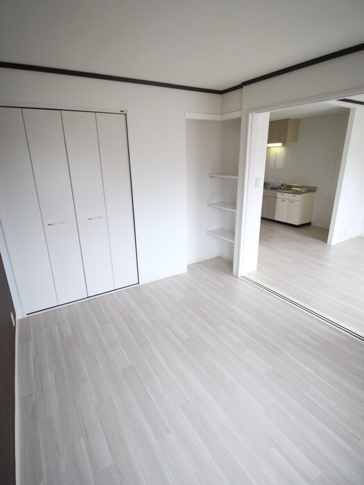 物件内観写真16　(居室)