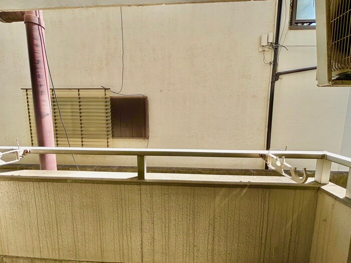 物件内観写真16　(室内からの展望)