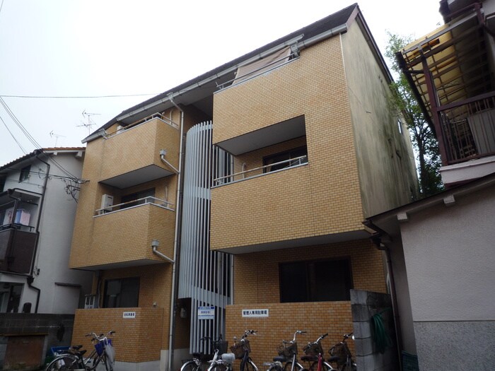 物件外観写真4　(駐車場)