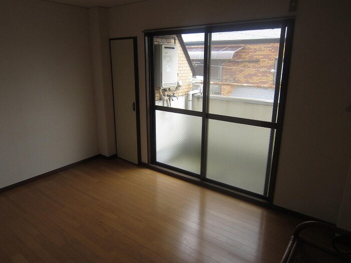 物件内観写真15　(居室)