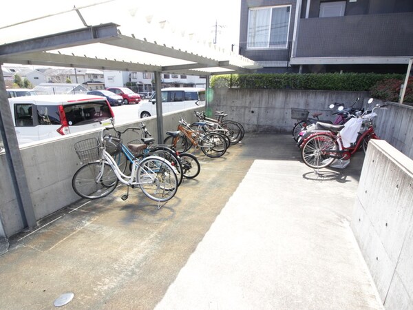 駐輪場