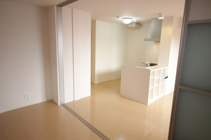 物件内観写真9　(居室)