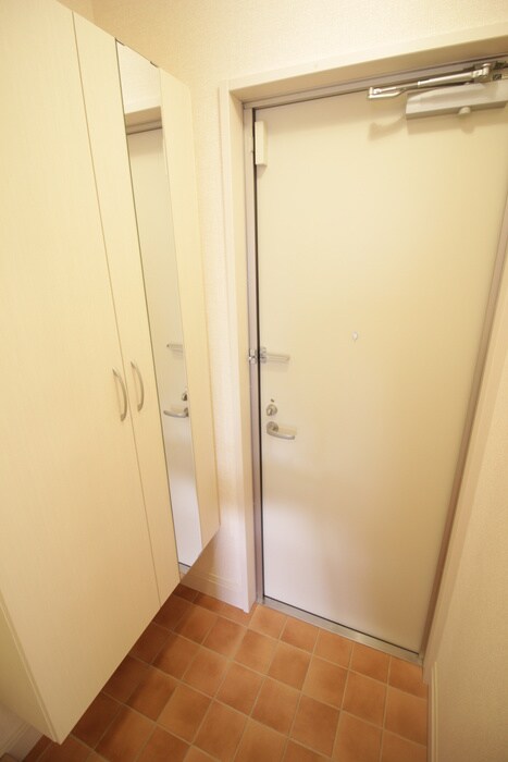 物件内観写真20　(玄関)