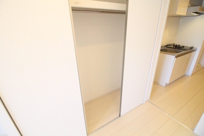 物件内観写真16　(収納)