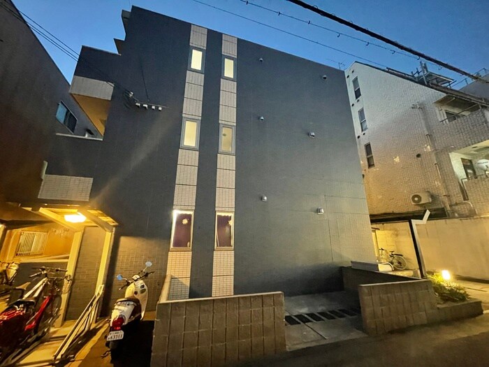 物件外観写真2　(外観写真)