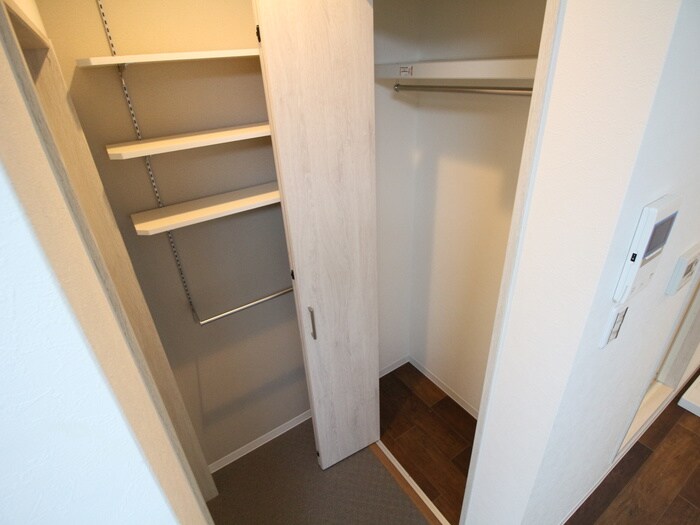 物件内観写真13　(収納)
