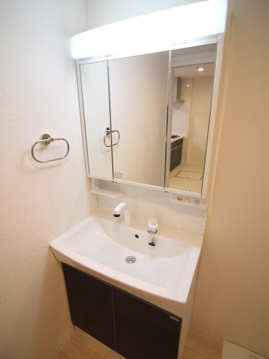 物件内観写真12　(洗面)