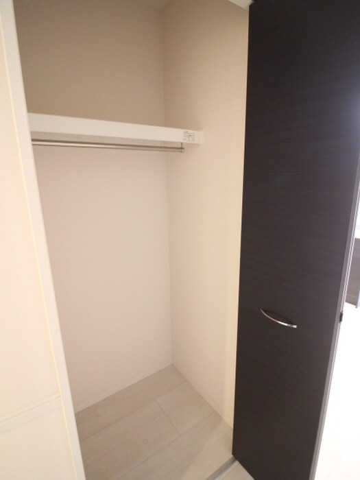 物件内観写真21　(収納)