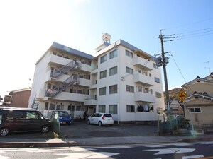 奥村ﾏﾝｼｮﾝ外観写真