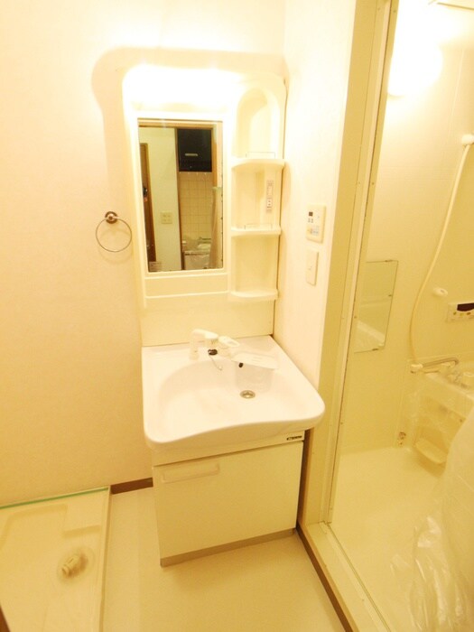 物件内観写真12　(洗面)