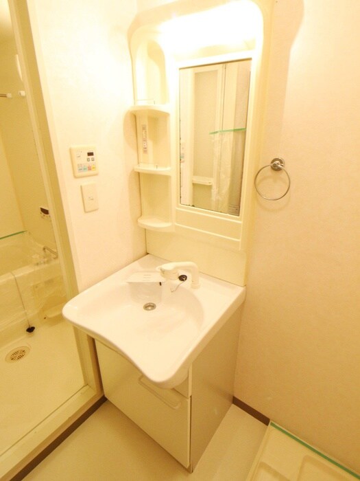 物件内観写真12　(洗面)