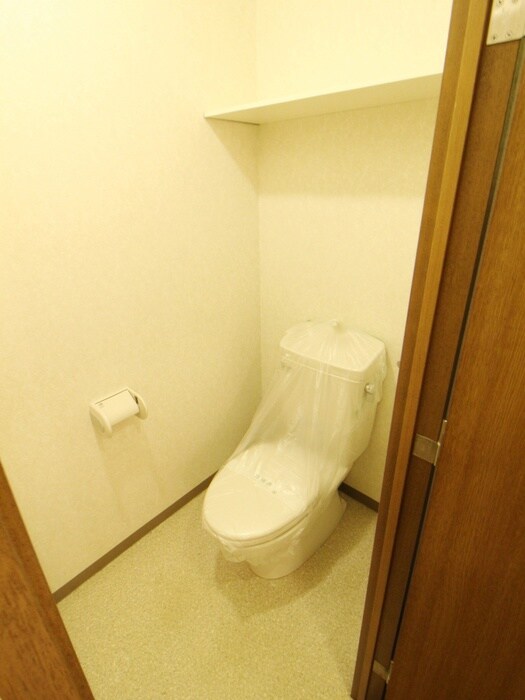 物件内観写真14　(トイレ)