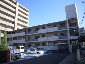 第１クリスタルハイツ外観写真