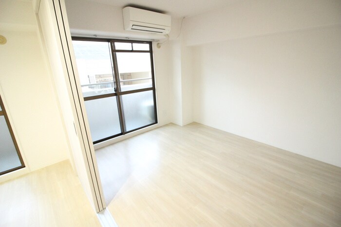 物件内観写真11　(居室)